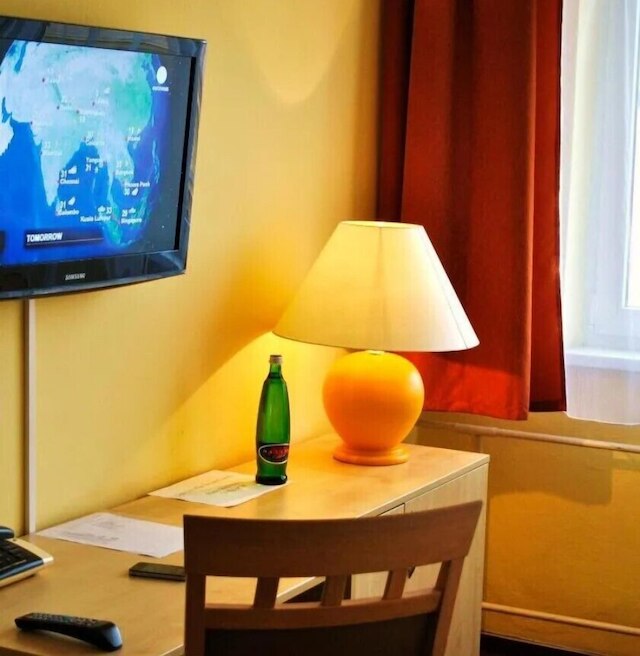 ホテルチャールズセントラル - チェコリーディングホテルズ