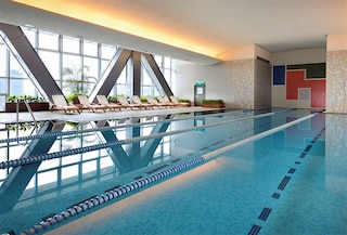 ウィンザー ホテル 台中 (台中裕元花園酒店)