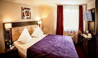 ホテル ファモサ