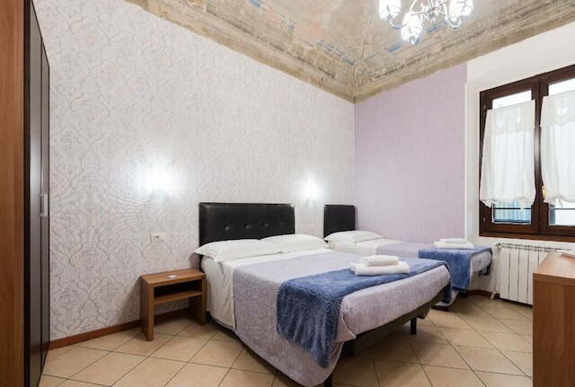 アデライデ ハウス