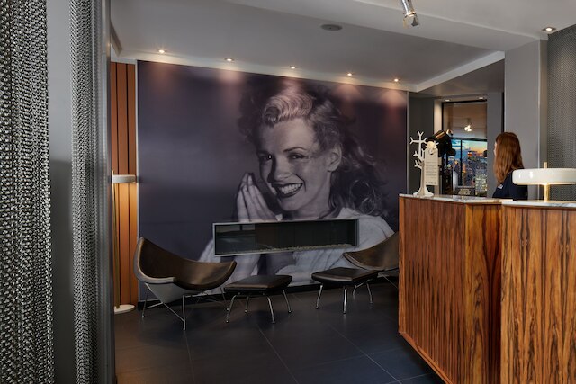 プラティーヌ ホテル