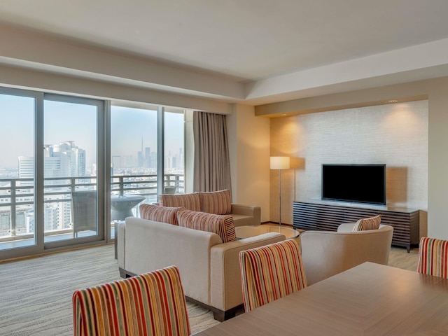 スイソテル リビング アル グュイラール