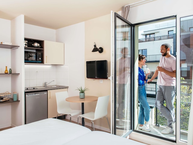 アパートスタイルホテル アダージョ アクセス パリ アスニエール