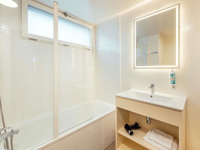 アパートスタイルホテル アダージョ アクセス パリ アスニエール