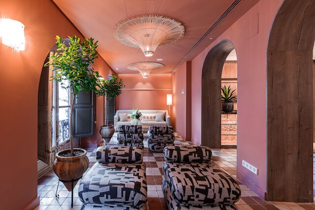 U センセ グラナダ セントロ