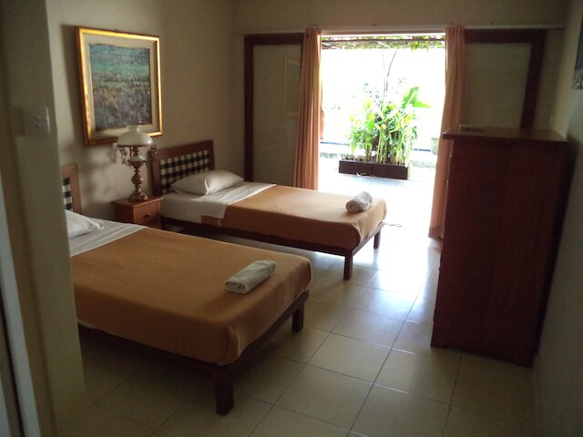 ロカサリ バンガローズ スパ & ギャラリー