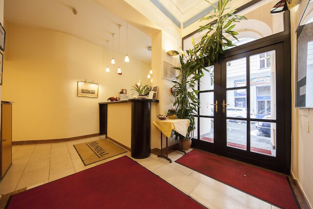 モンディアル アパートメント ホテル