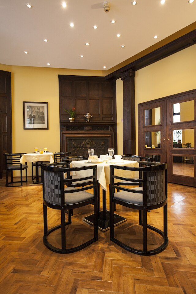 モンディアル アパートメント ホテル