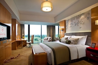 ワールドホテル グランド ジュナ 無錫 (無錫君来世尊酒店)