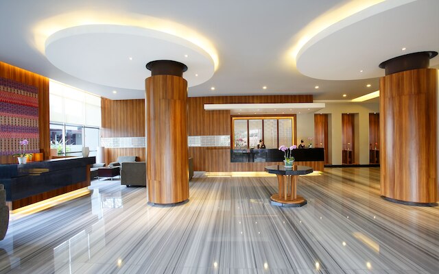 ホテル  サンティカ マカッサル