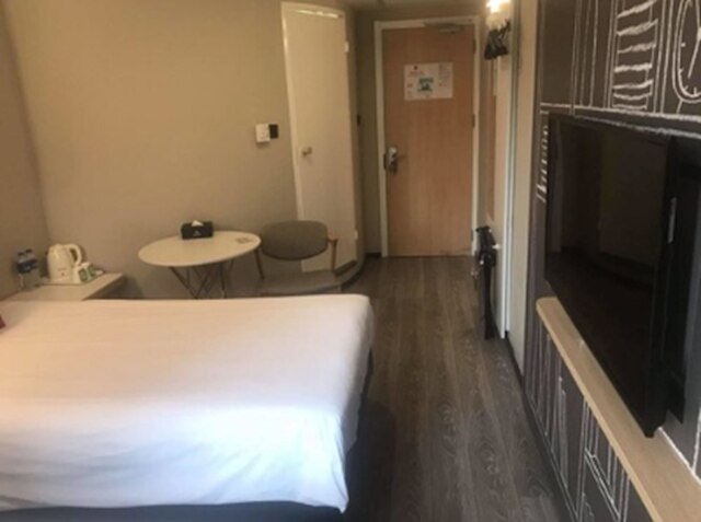 イビス 上海 シェンシャン ロードホテル