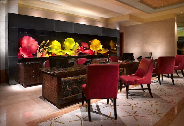 リゾーツ ワールド セントーサ - クロックフォーズ タワー