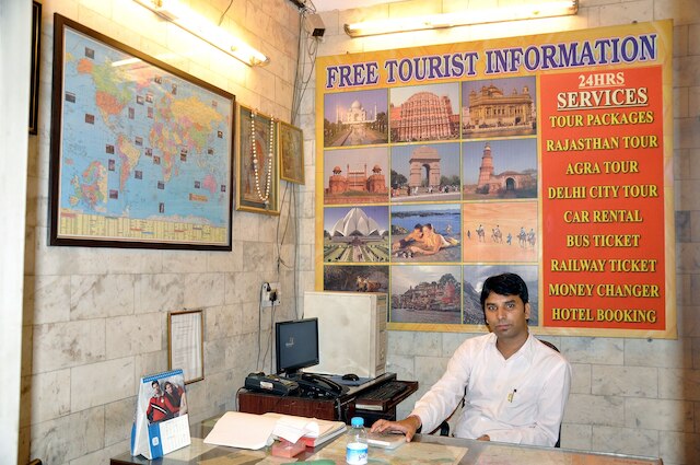 アヌープ ホテル