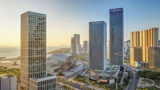 コンラッド 大連 (大連康莱徳酒店)