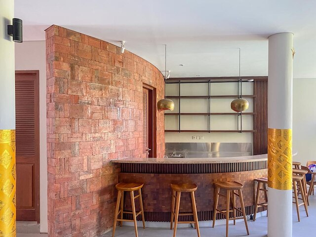 ヂャブ・スミニャック・ホテル