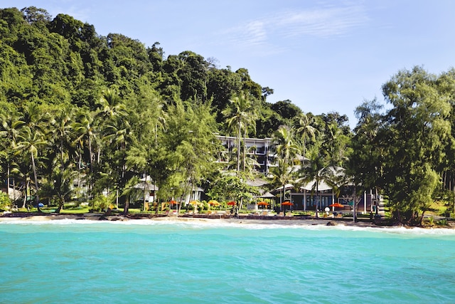 アジンタ リゾート