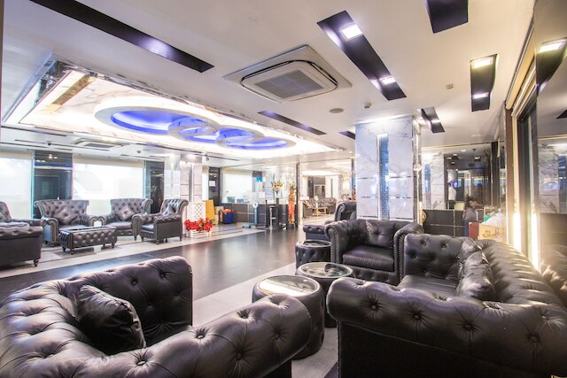 グスト ホテル プラトゥーナム