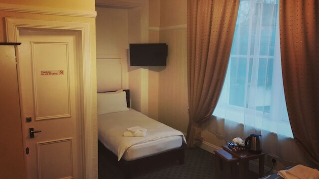 ビクトリア ホテル (开平维多利酒店)