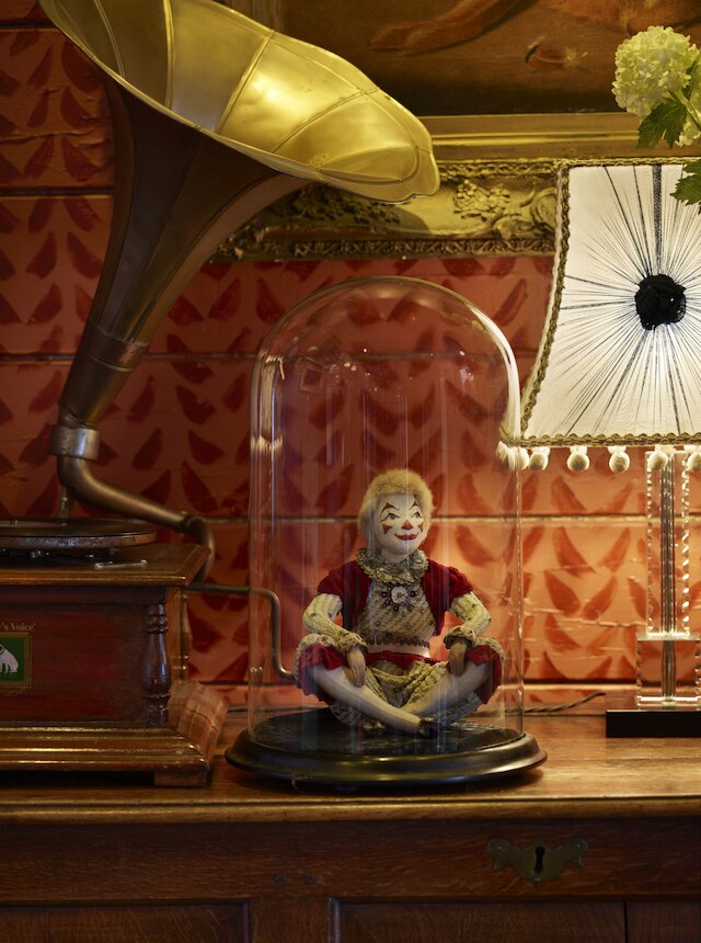 ザゼッタークレルケンウェル