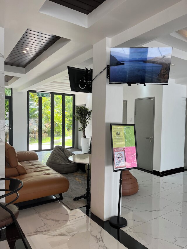 ホワイト ロッジ