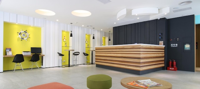 ザ ブルー コースト ホテル