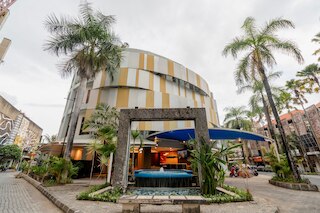 エブリデイホテル クタ セントラル