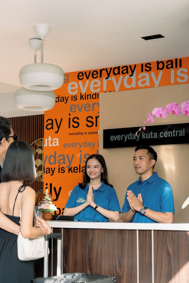 エブリデイホテル クタ セントラル