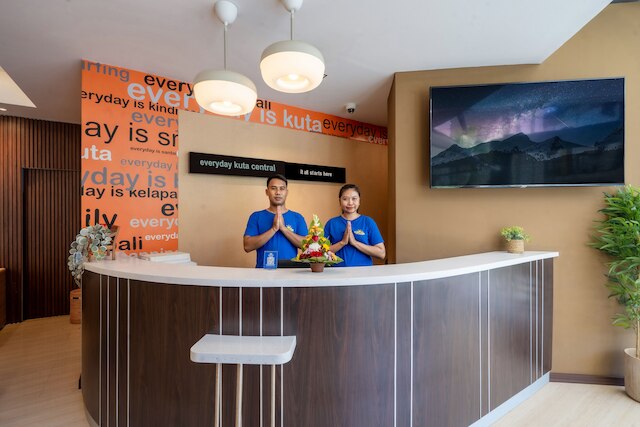 エブリデイホテル クタ セントラル