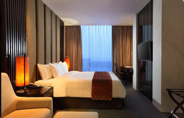 PO ホテル セマラン