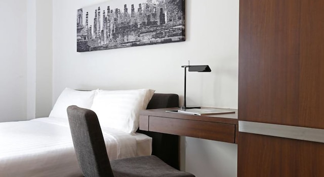 S33 コンパクト ホテル