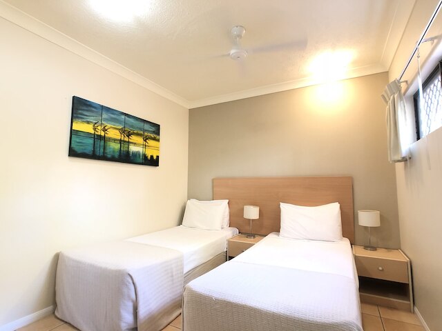 シティ プラザ アパートメンツ