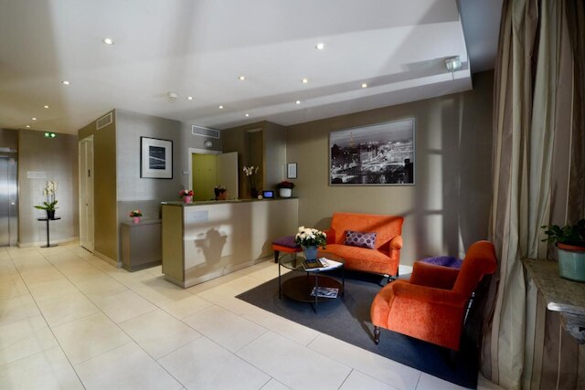 オテル ル ルレ サン シャルル