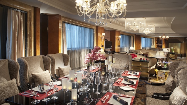 クラウン プラザ 西安 by IHG (西安皇冠假日酒店)