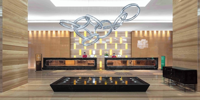 ホリデイ・イン 成都 オリエンタル プラザ by IHG (成都東方広場假日酒店)