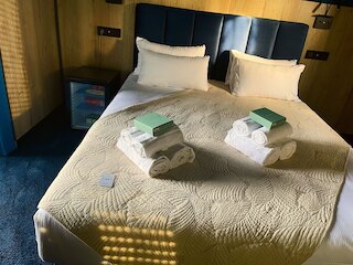 オテル レ 4 エレマン