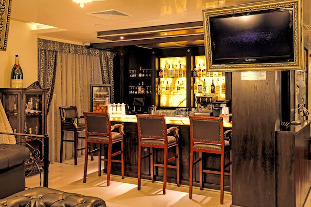 パーク ホテル プロウディフ