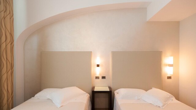 ホテル ラ カルティエラ