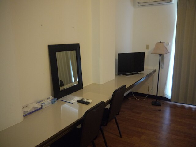 ひまわり ホテル