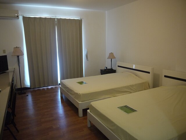 ひまわり ホテル