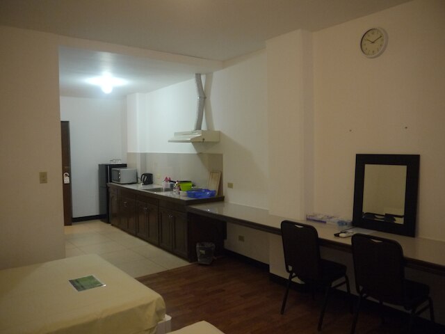 ひまわり ホテル