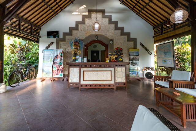 ヴィラ タマン ディ ブラユ