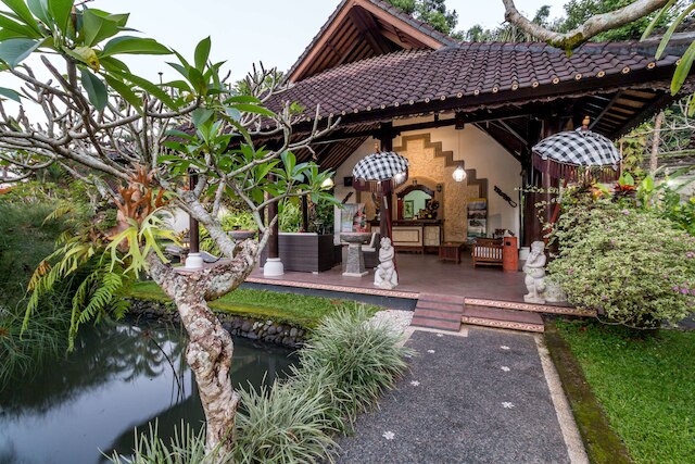 ヴィラ タマン ディ ブラユ