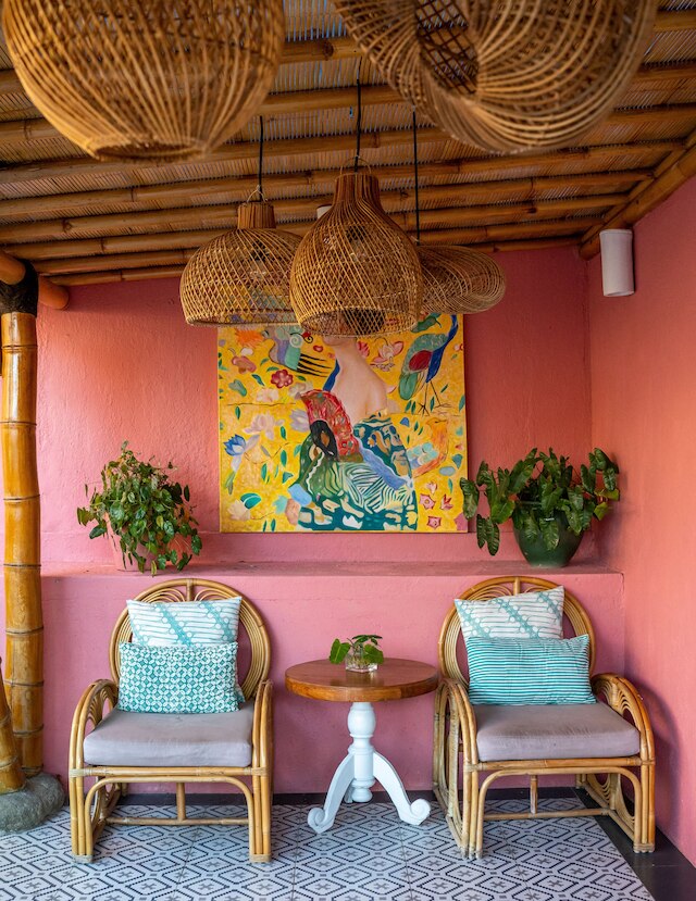 ピンクココ ウルワツ - コンスタント サプライゼズ & フォー クール アダルツ オンリー