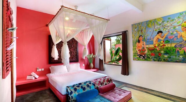 ピンクココ ウルワツ - コンスタント サプライゼズ & フォー クール アダルツ オンリー