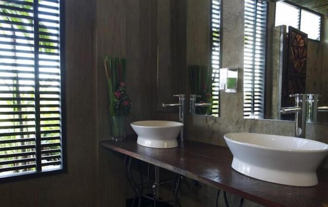 チェンマイ インタノン ゴルフ アンド ナチュラル リゾート