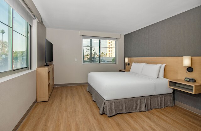 ハイアット プレイス リバーサイド ダウンタウン