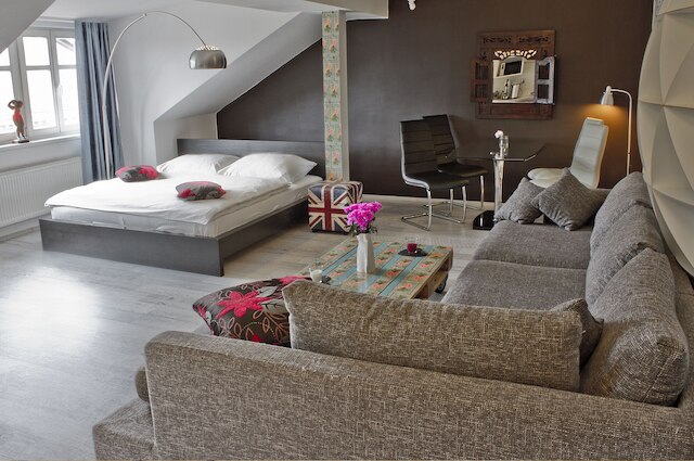 ロイヤル コート アパートメンツ