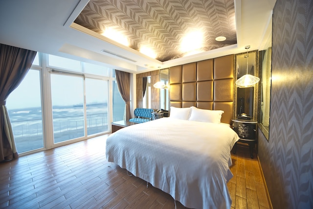 ホワイト ハウス ビーチ ホットスプリング リゾート (新北萬里白宮行館沙灘溫泉度假村)