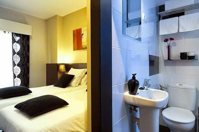 THC タイルソ モリナ ホステル