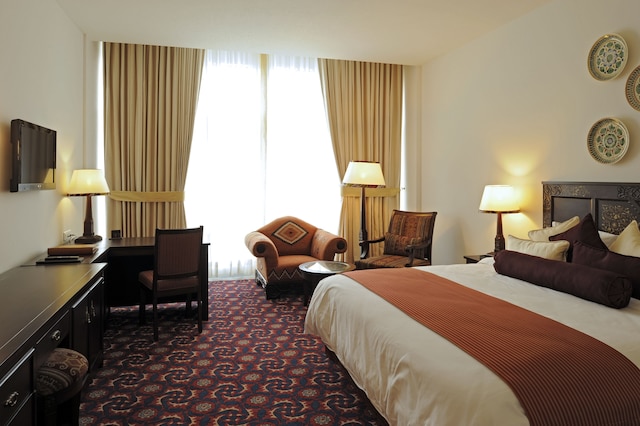 ドゥシャンベ セレナ ホテル